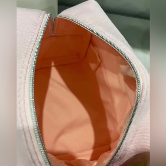 DIOR Baby Pink Makeup Bag - Picture 5 of 6